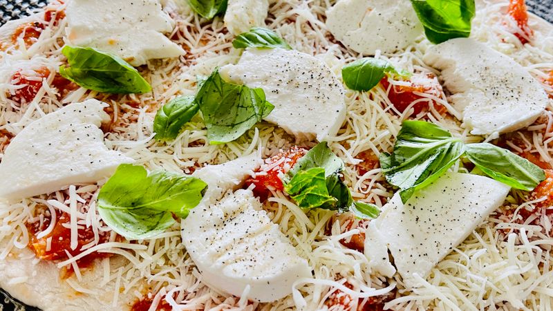 Pizza Margherita callapizza Klassiker
